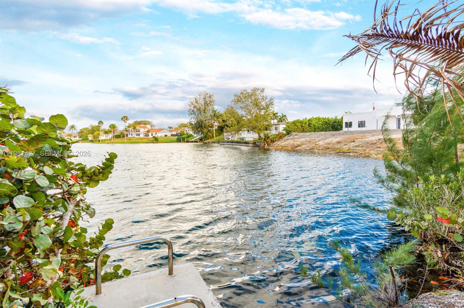 MC CAHILLS BLUEBIRD LAKE - Residential