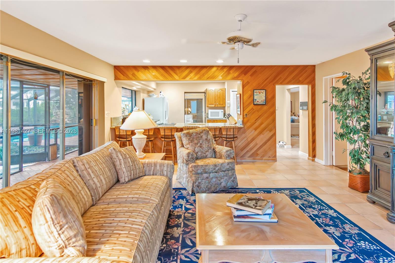 MC CAHILLS BLUEBIRD LAKE - Residential