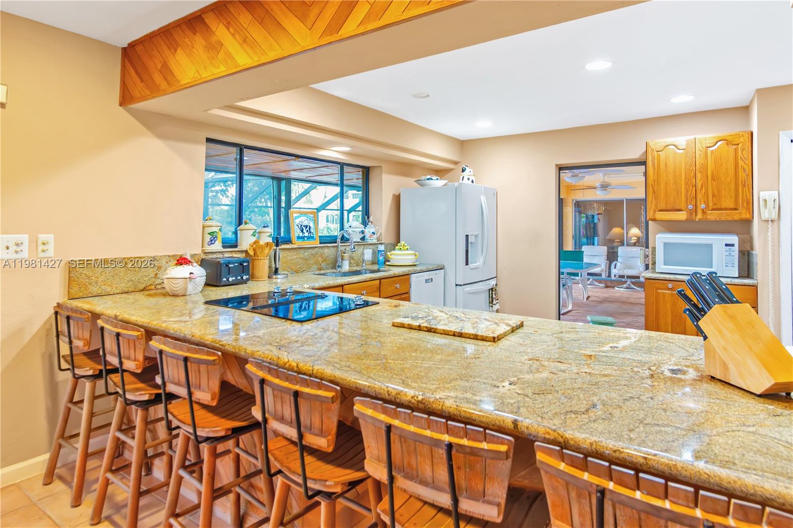 MC CAHILLS BLUEBIRD LAKE - Residential