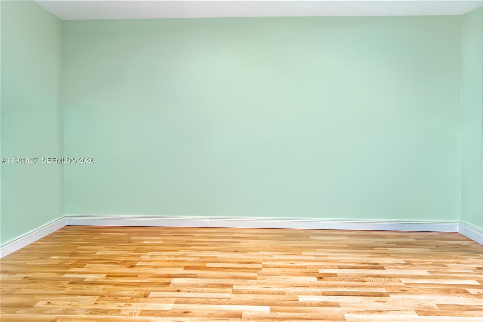 MC CAHILLS BLUEBIRD LAKE - Residential