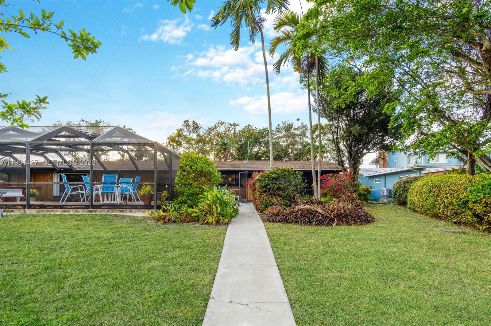 MC CAHILLS BLUEBIRD LAKE - Residential