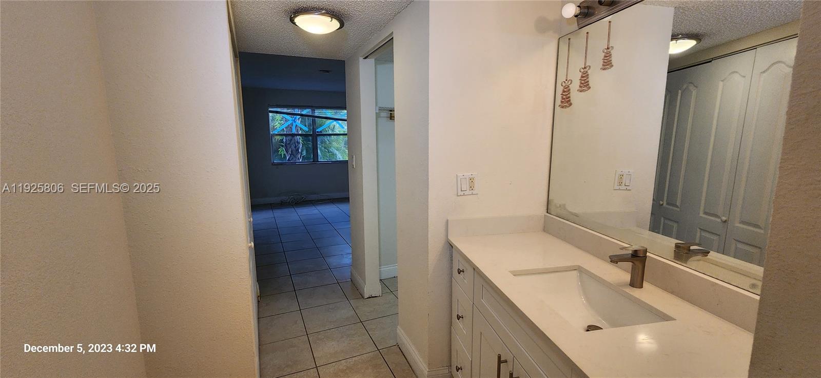 SPRINGCREST CONDO - Residential Lease