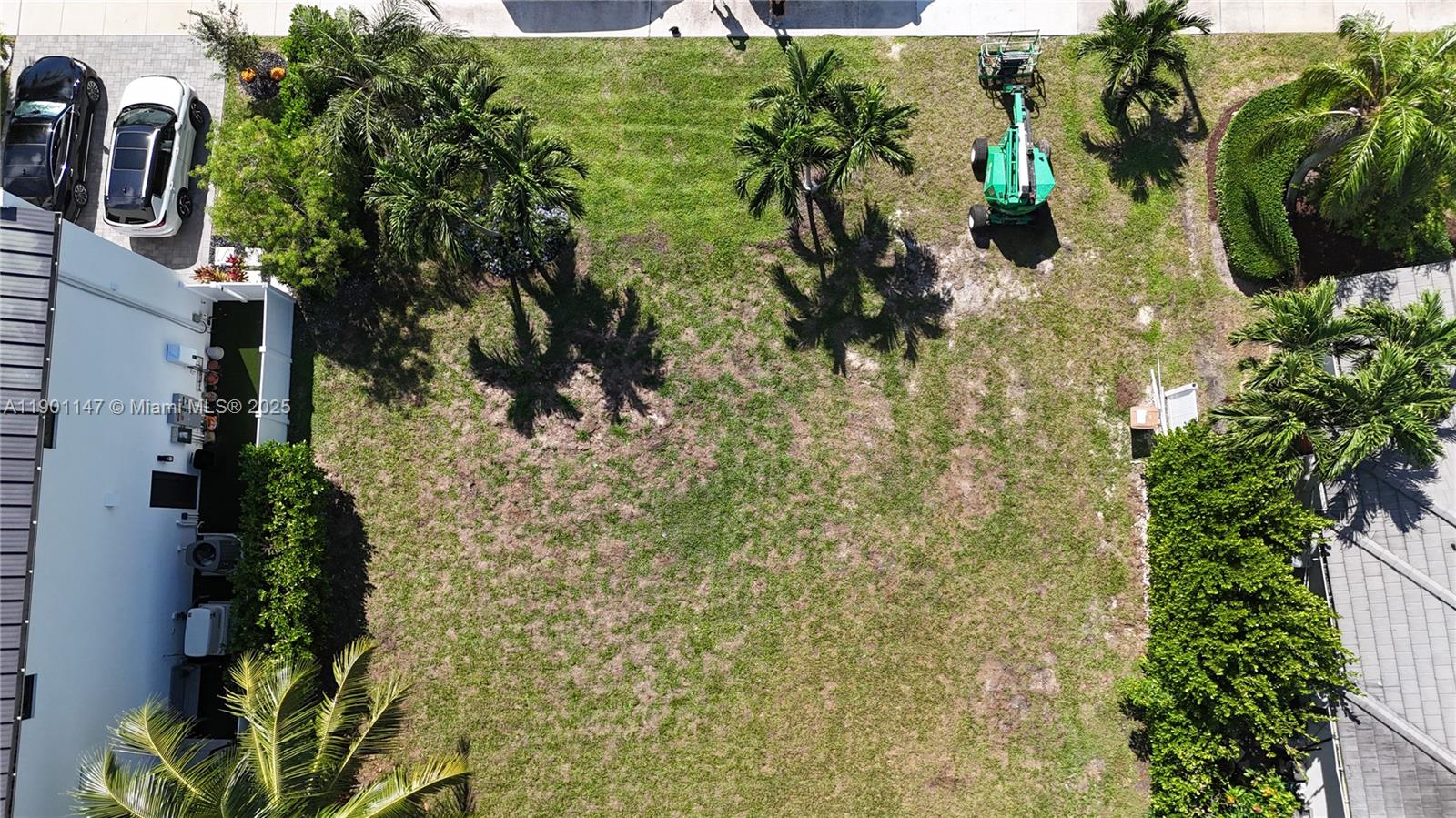 2511 NE 48th Ct, Lighthouse Point, FL, 33064/$2,469,000 4 2511 NE 48th Ct