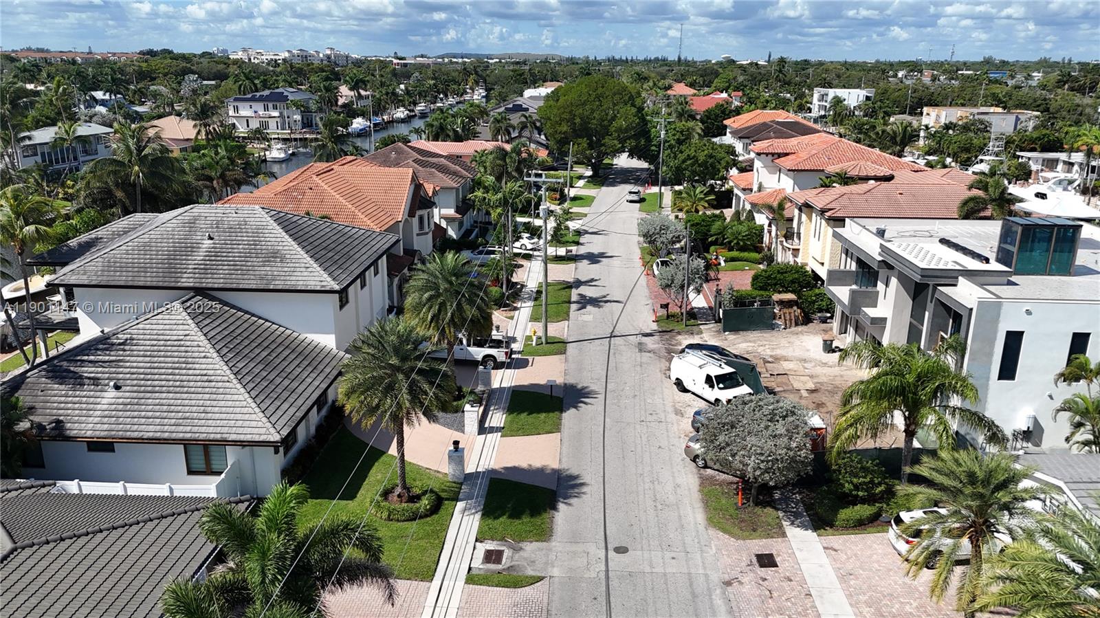 CORAL KEY VILLAS 2ND SEC - Land