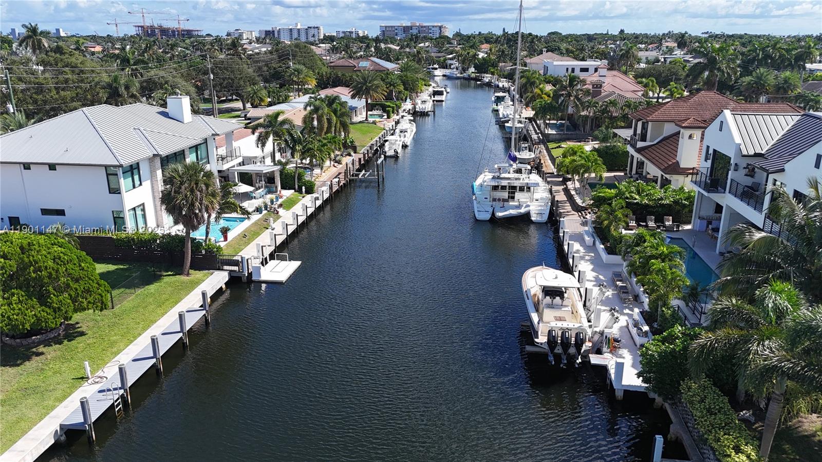 CORAL KEY VILLAS 2ND SEC - Land