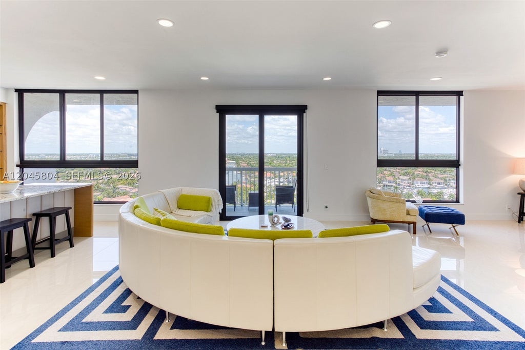 Photo of 1500 S Ocean Dr #PHE, Hollywood, FL 33019 (MLS # A12045804)
