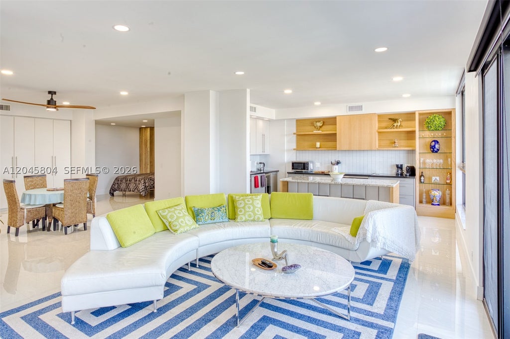 Photo of 1500 S Ocean Dr #PHE, Hollywood, FL 33019 (MLS # A12045804)