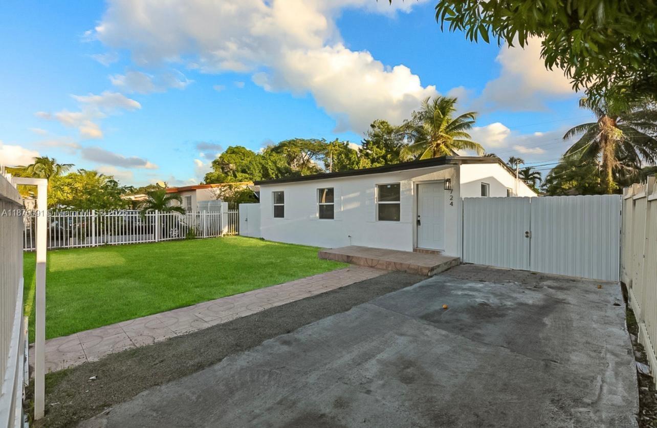 OPA LOCKA PL NO 3 - Residential