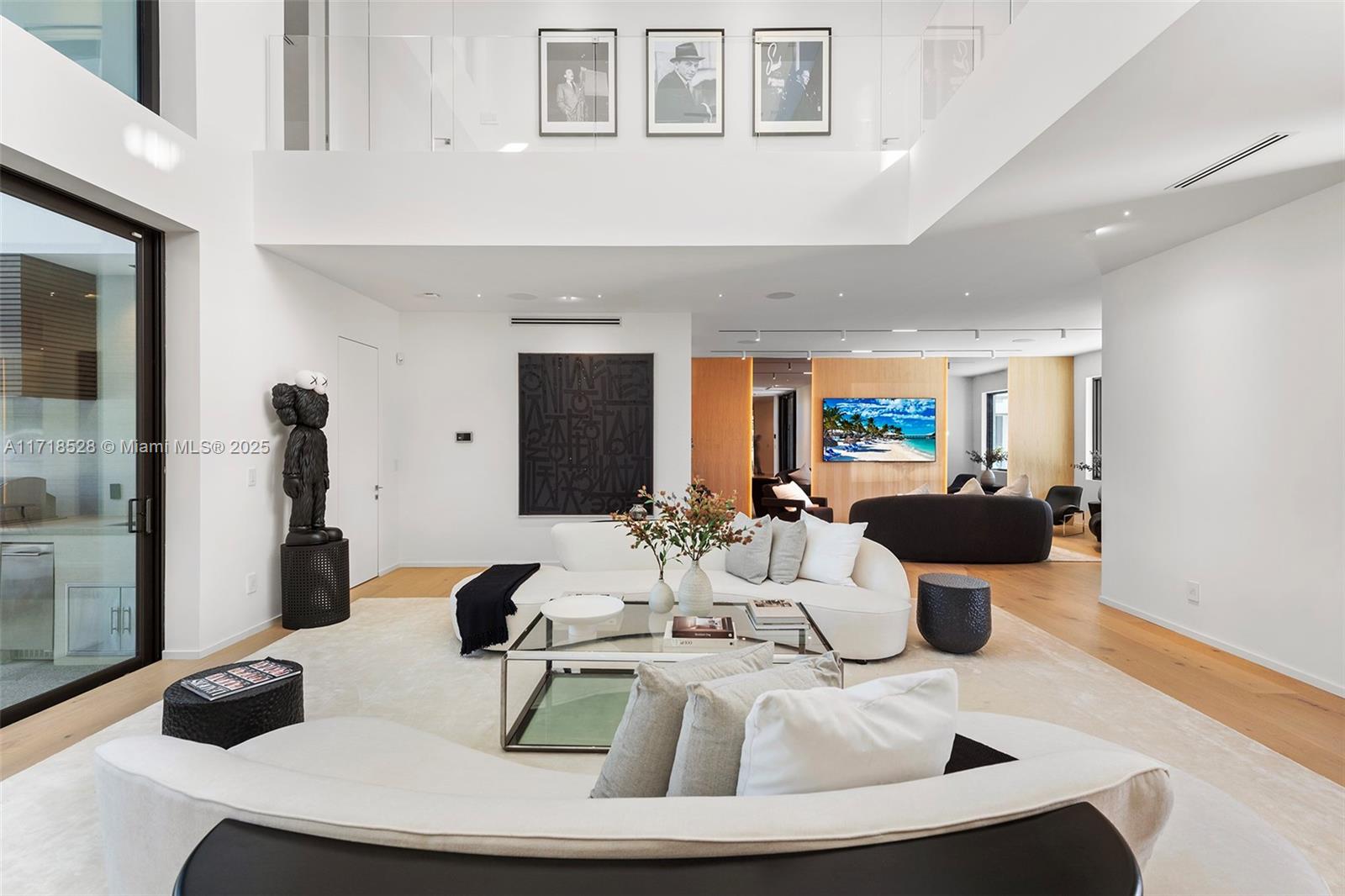 128 Ocean Blvd