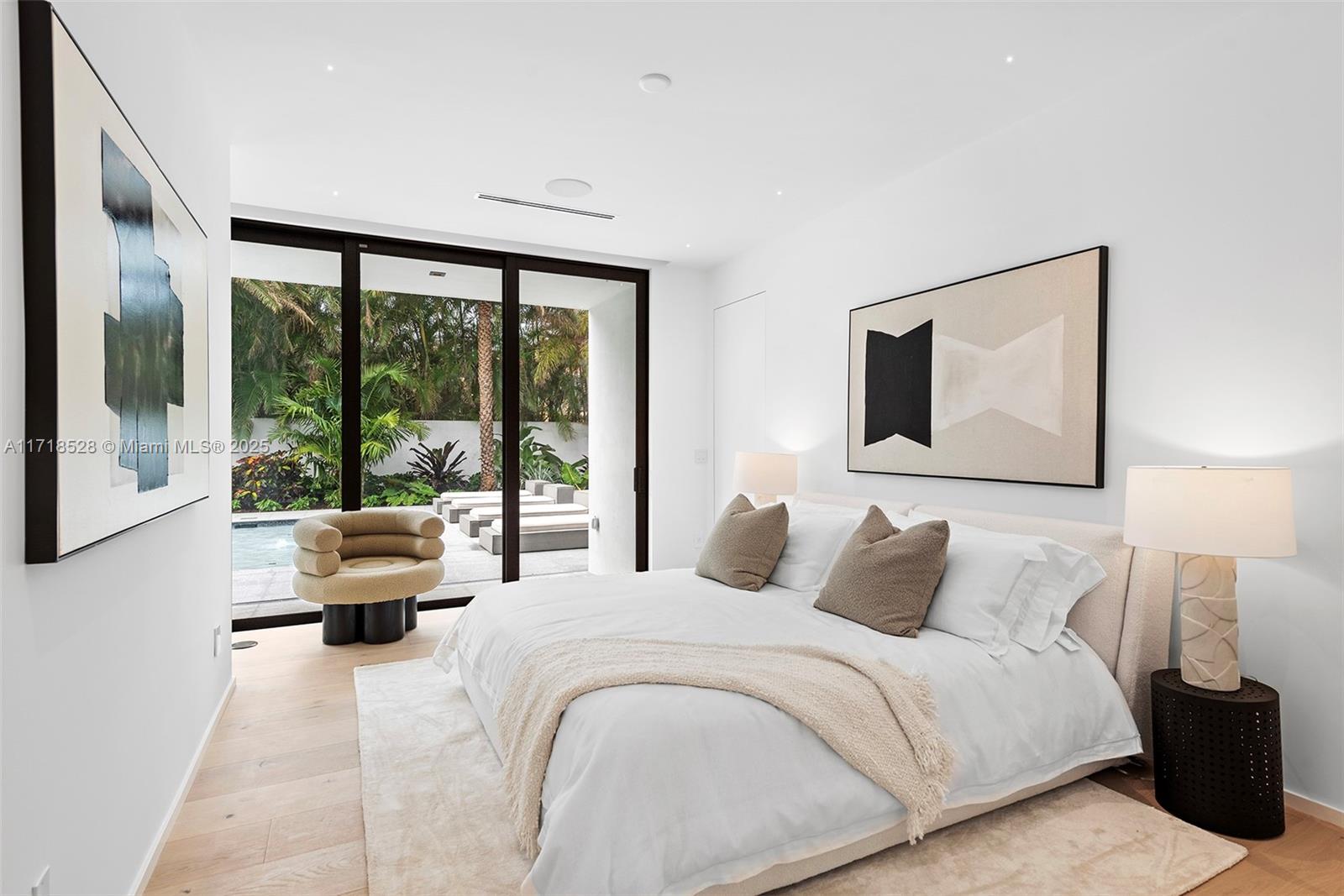 GOLDEN BEACH SEC C - Residential Lease