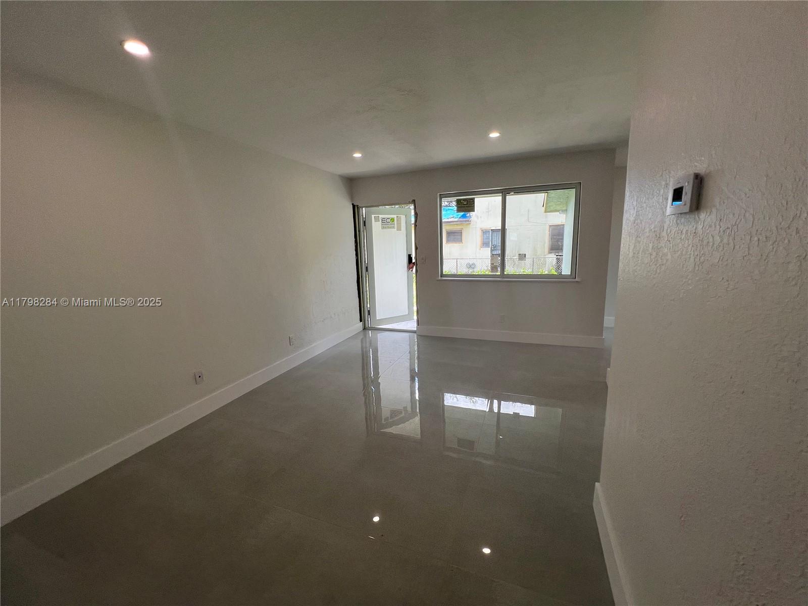 5300 NW 25th Ave 5300