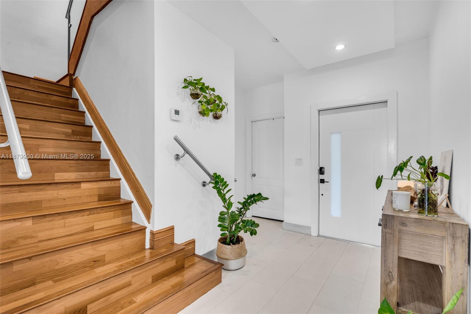 DORAL ISLES CARIBBEAN - Residential