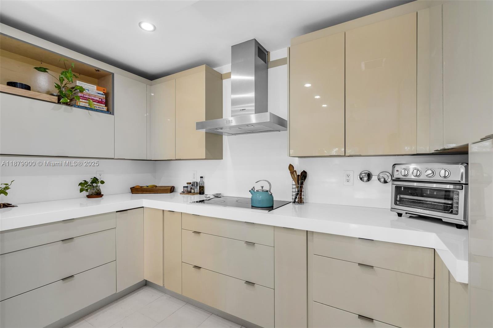 DORAL ISLES CARIBBEAN - Residential