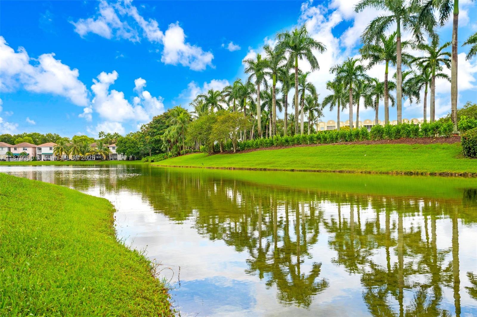 DORAL ISLES CARIBBEAN - Residential