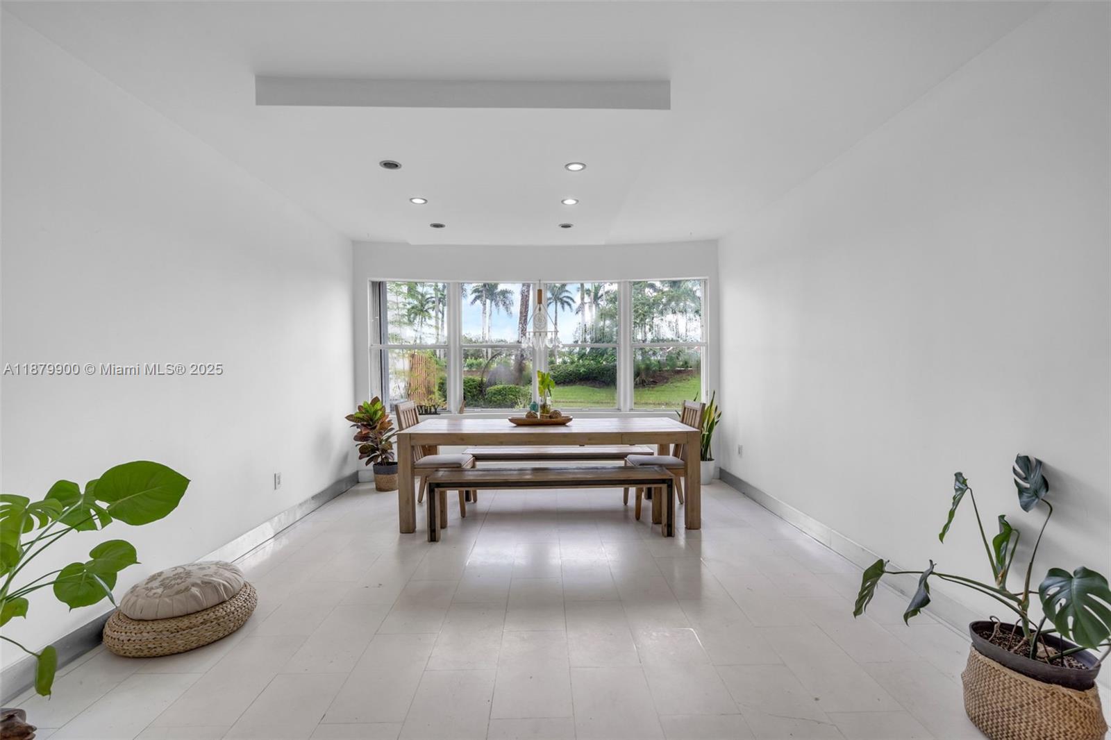 DORAL ISLES CARIBBEAN - Residential
