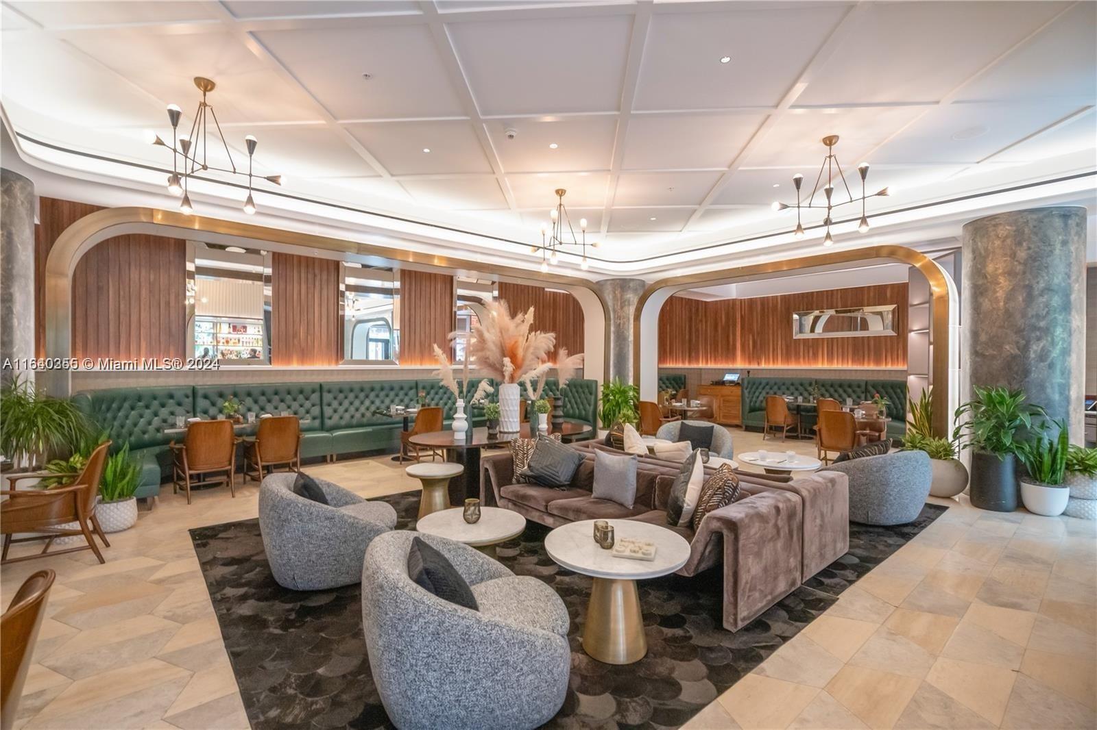 THE EXECUTIVE RESIDENCES - Residential