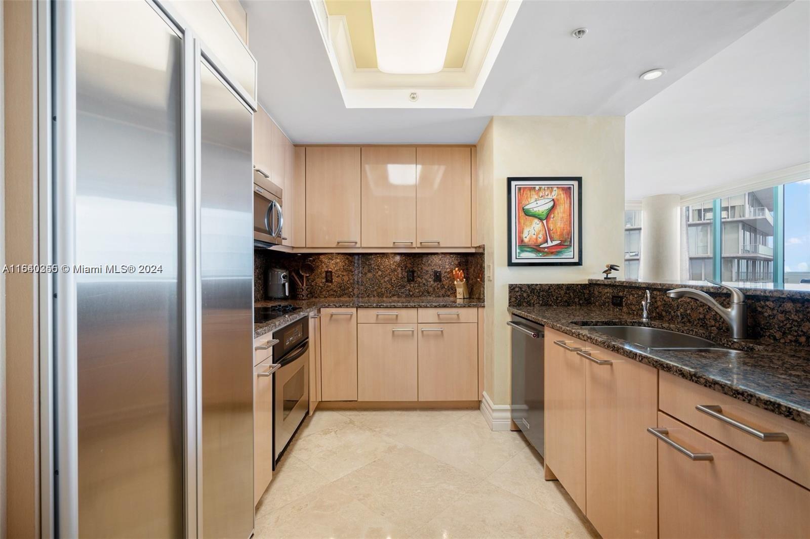 THE EXECUTIVE RESIDENCES - Residential