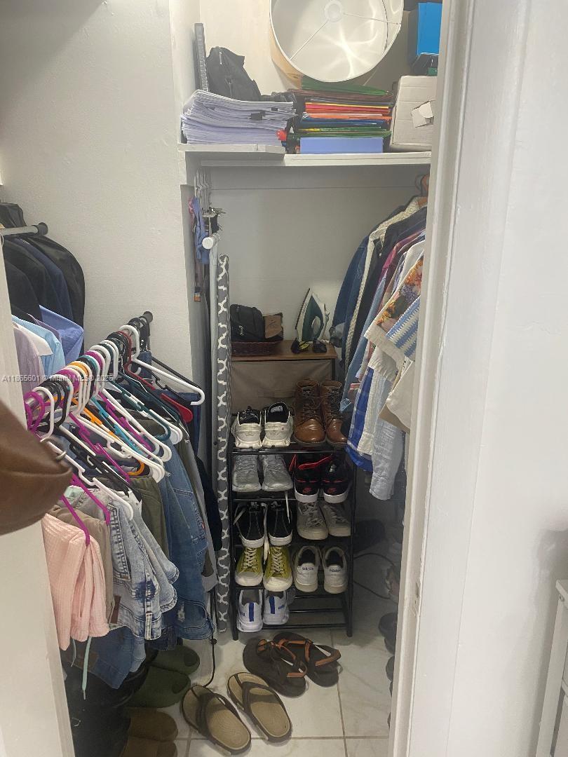 LISETTE CONDO - Residential