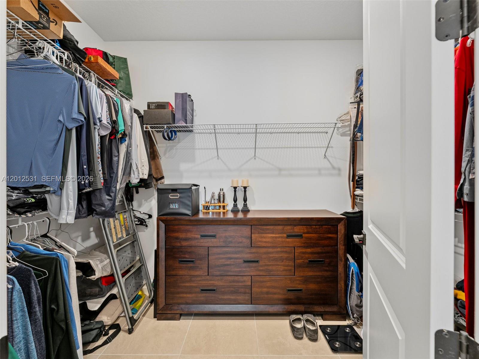 OAK TREE PROPERTY REDEVEL - Residential