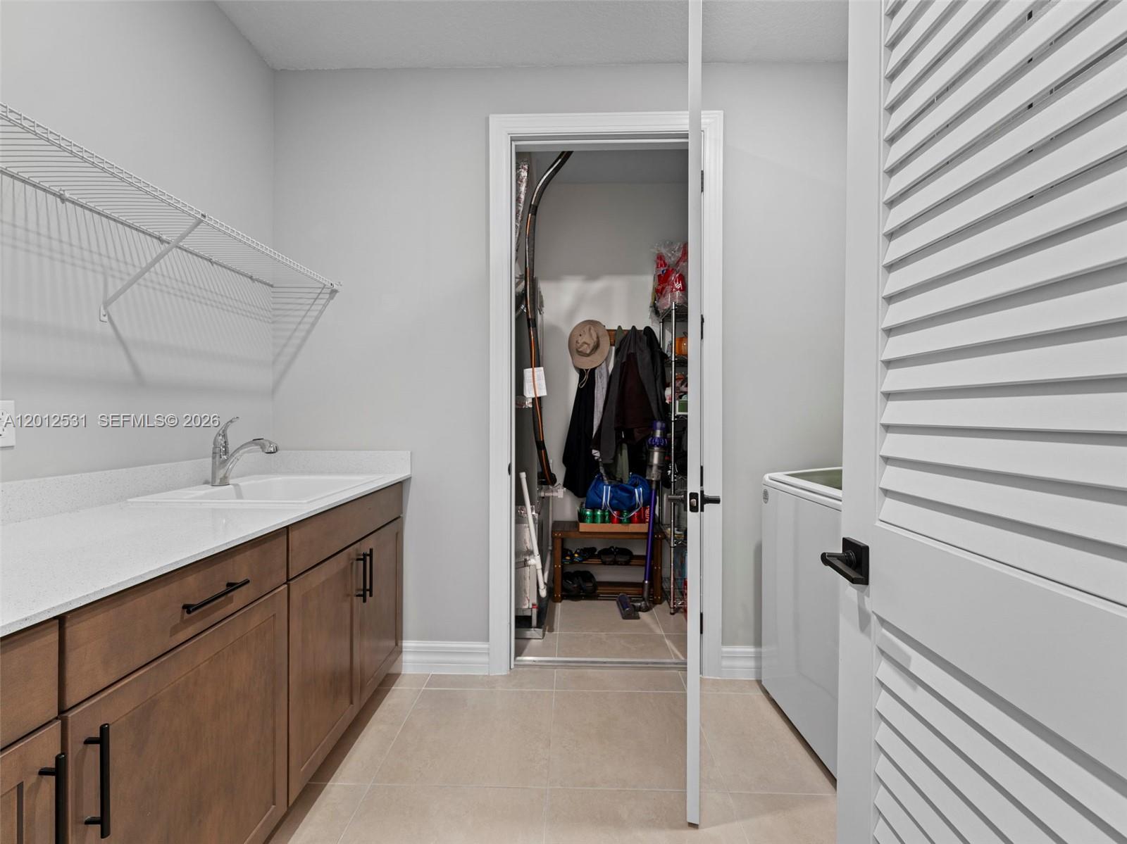 OAK TREE PROPERTY REDEVEL - Residential