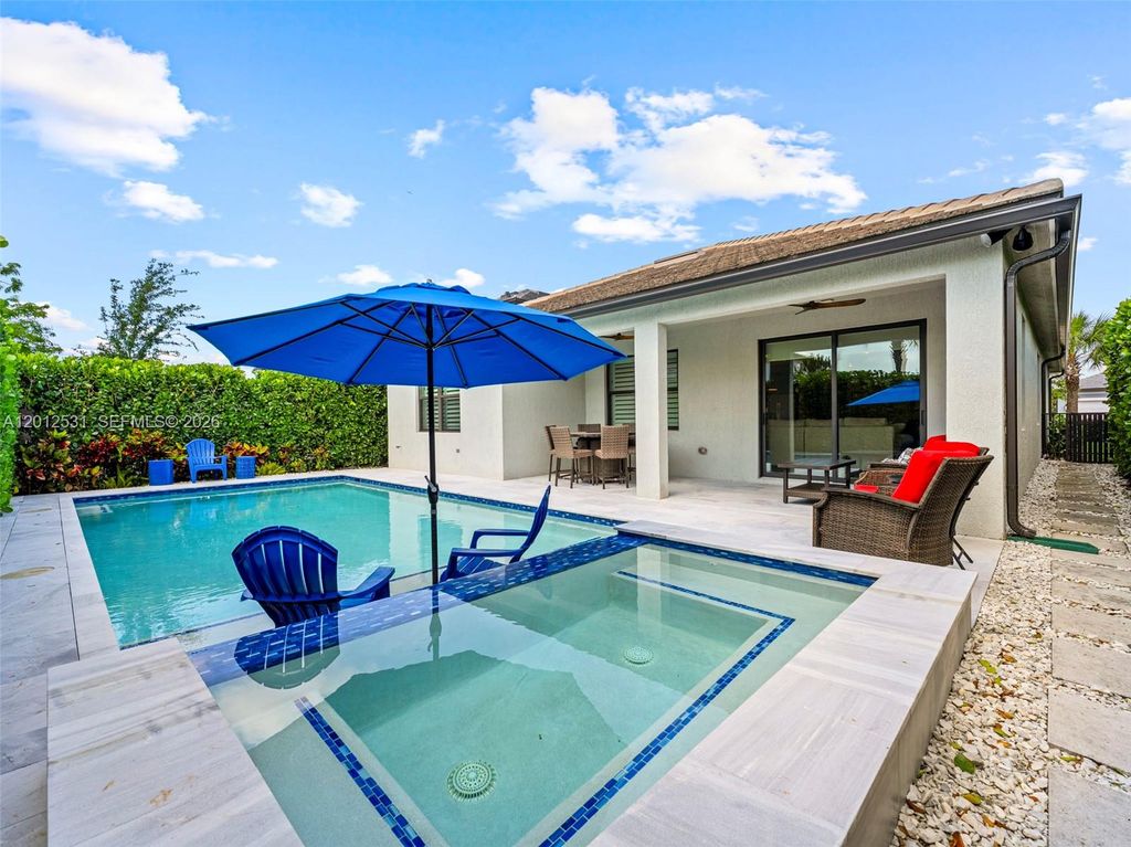 Photo of 4460 Waterside Dr, Oakland Park, FL 33309 (MLS # A12012531)