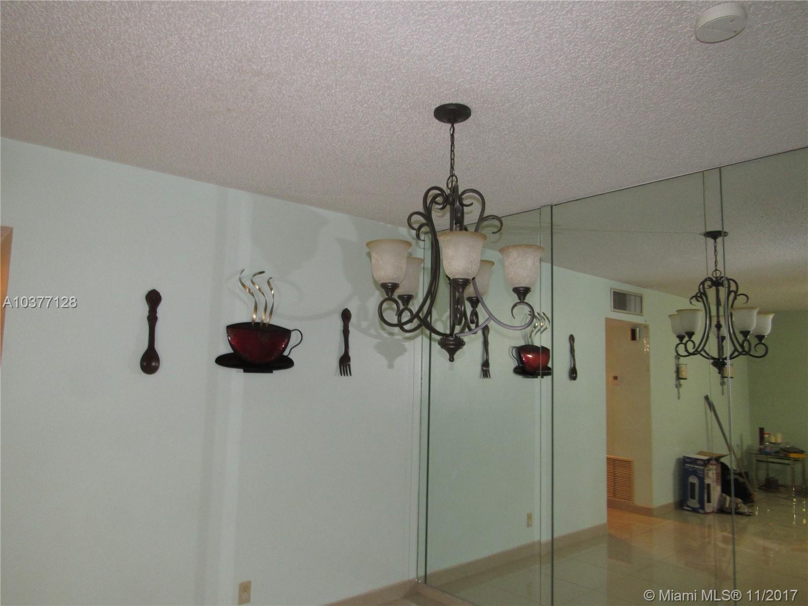 UNIVERSITY MANORS 1 CONDO - Residential Lease