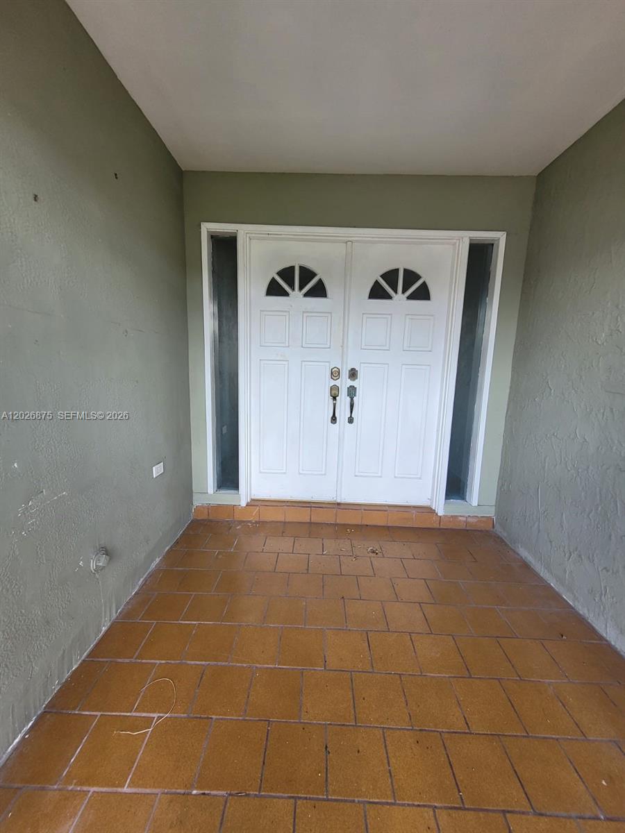 2438 SW 109th Ct