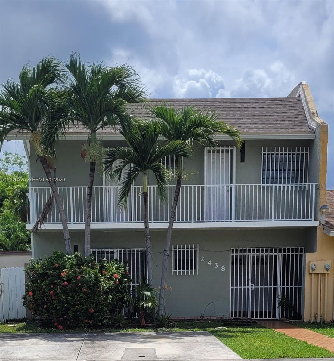 Photo 1 of 16 — 2438 SW 109th Ct, Miami, FL 33165