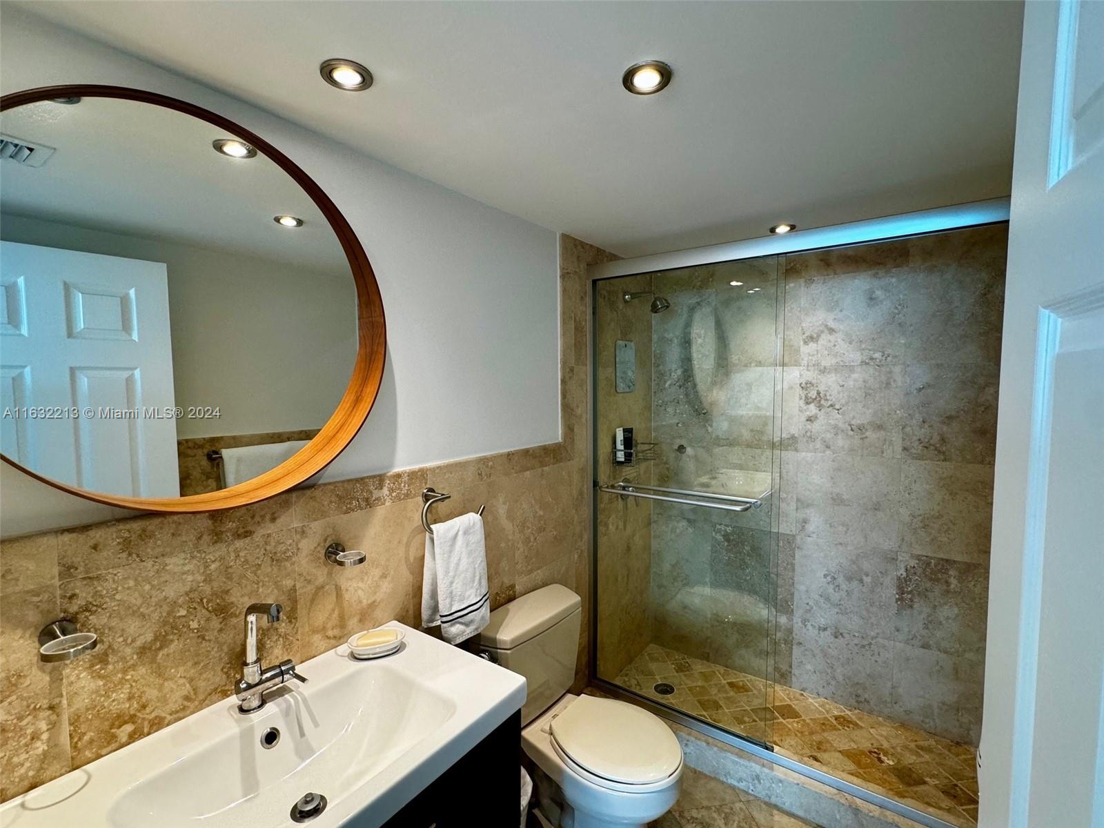 ST LOUIS CONDO - Residential Lease