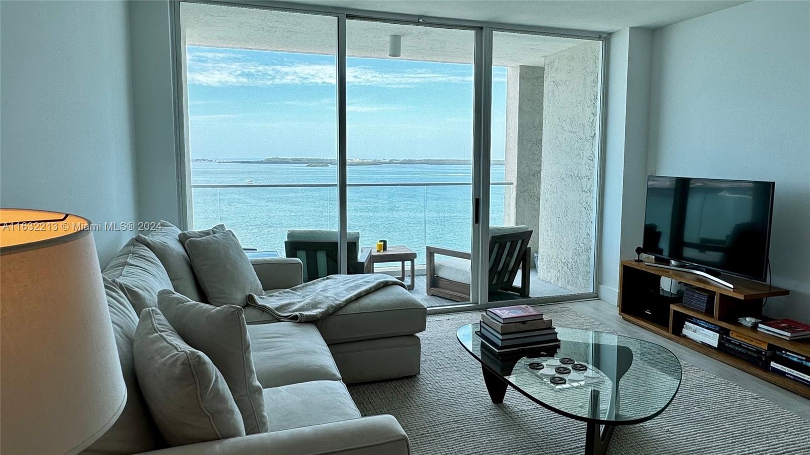 ST LOUIS CONDO - Residential Lease