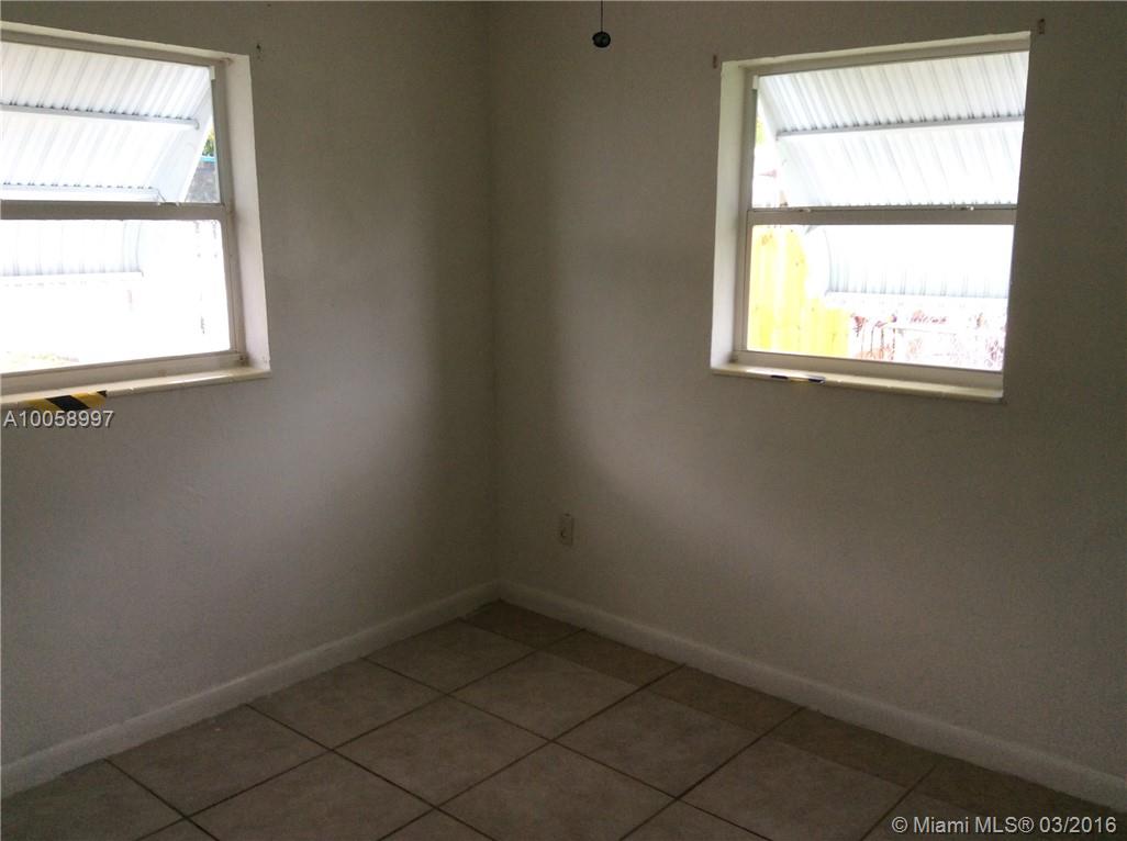 Weidlings Sub Of S1/2 Of - Residential