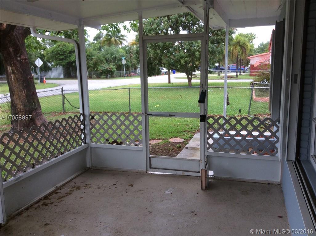 Weidlings Sub Of S1/2 Of - Residential