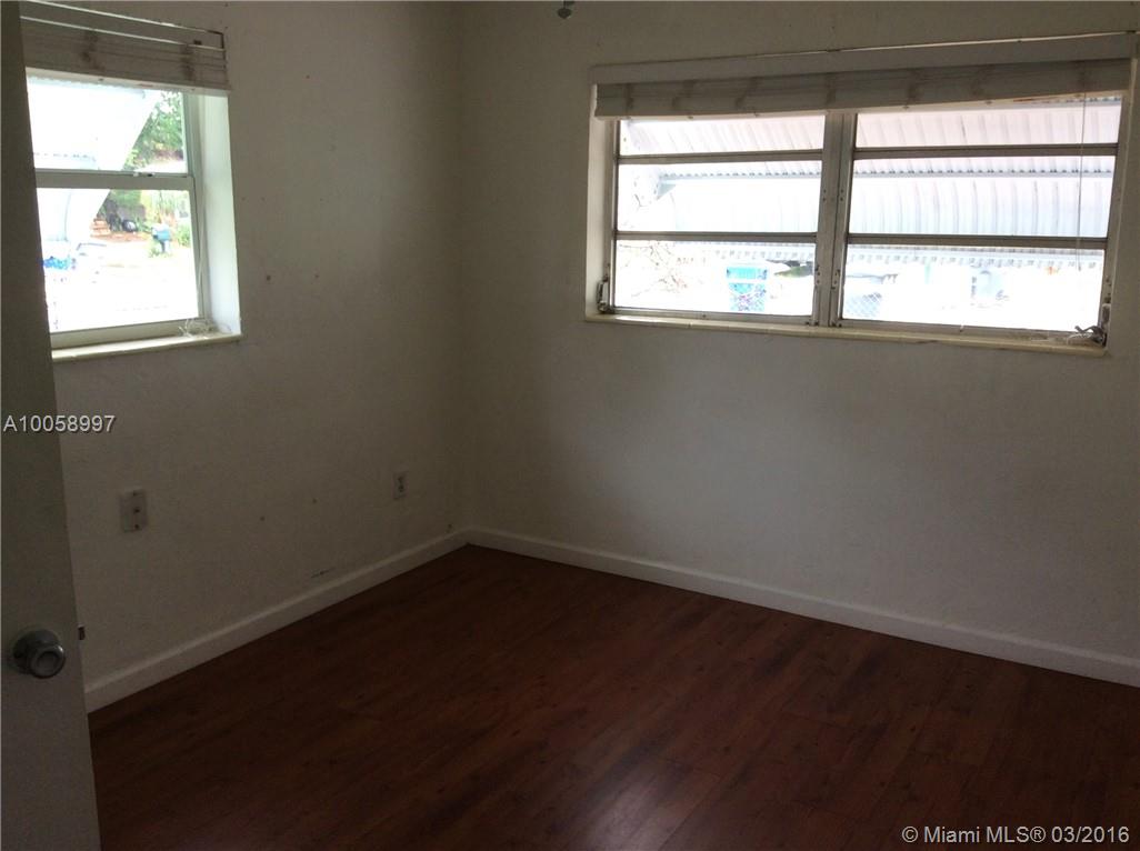 Weidlings Sub Of S1/2 Of - Residential