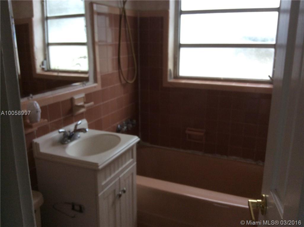 Weidlings Sub Of S1/2 Of - Residential