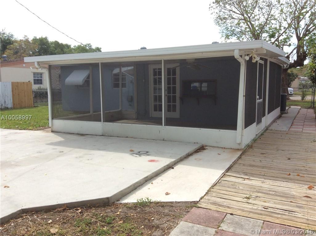 Weidlings Sub Of S1/2 Of - Residential