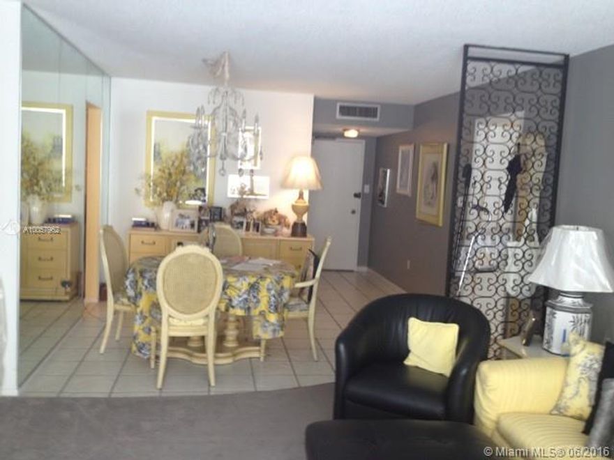 Great price for a two bedroom at Del Prado, a full service building offering pools, gym, cafe, hair salon, boat marina and more. Well cared for condo with potential to make it a star home in the sky. Del Prado offers a great waterfront Aventura location within walking distance to shops and dining or minutes by car to Aventura Mall, Gulfstream Park and the beaches.