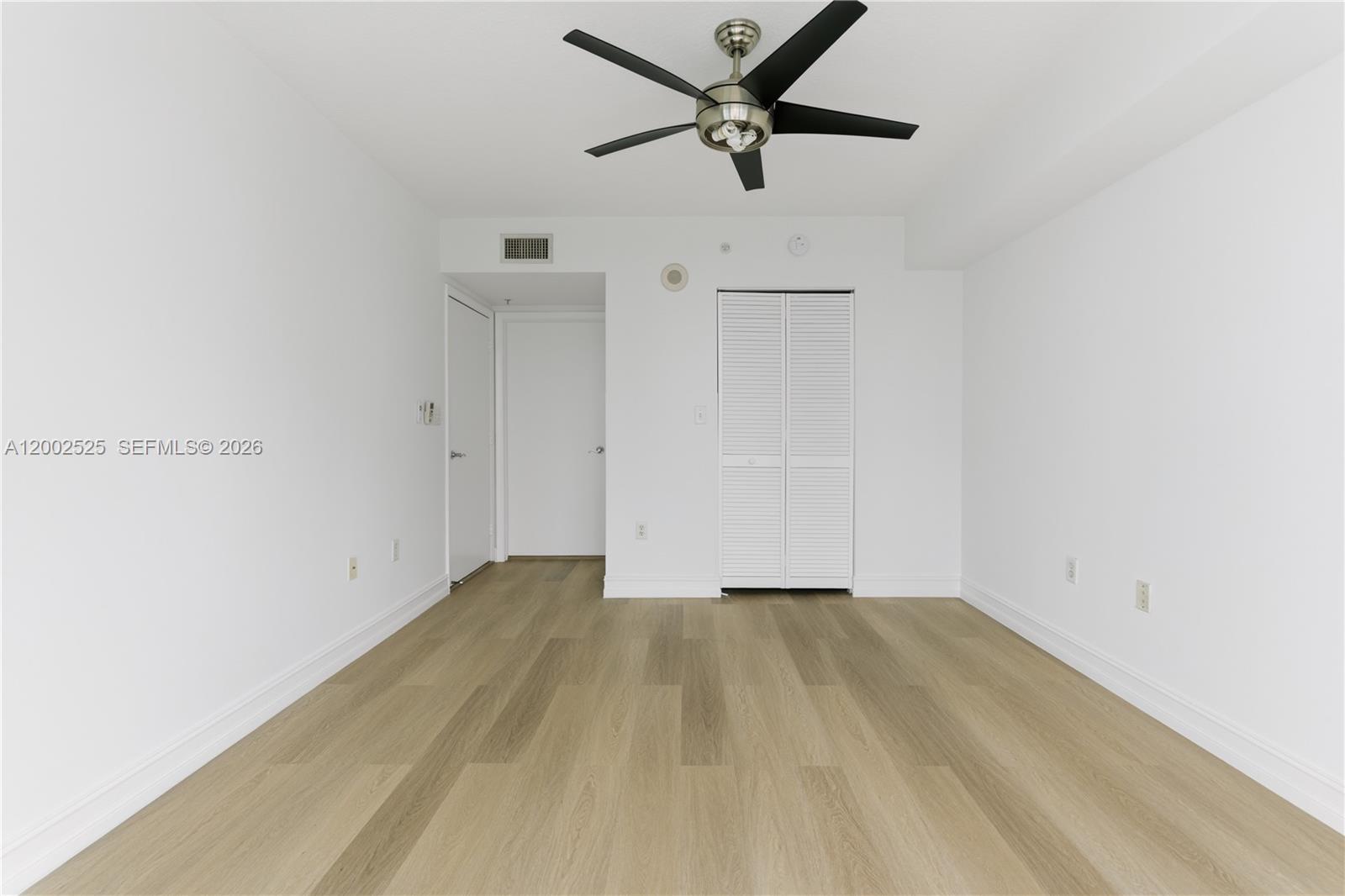 BRICKELL ON THE RIVER N T - Residential Lease