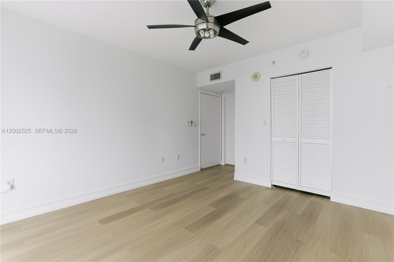 BRICKELL ON THE RIVER N T - Residential Lease