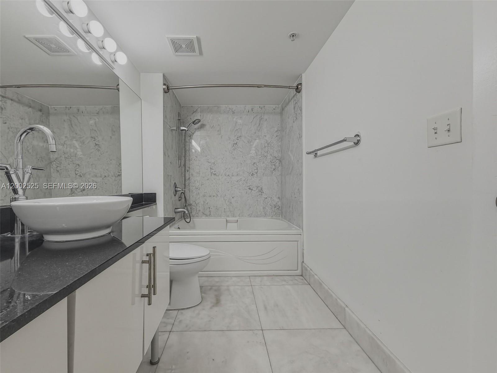 BRICKELL ON THE RIVER N T - Residential Lease