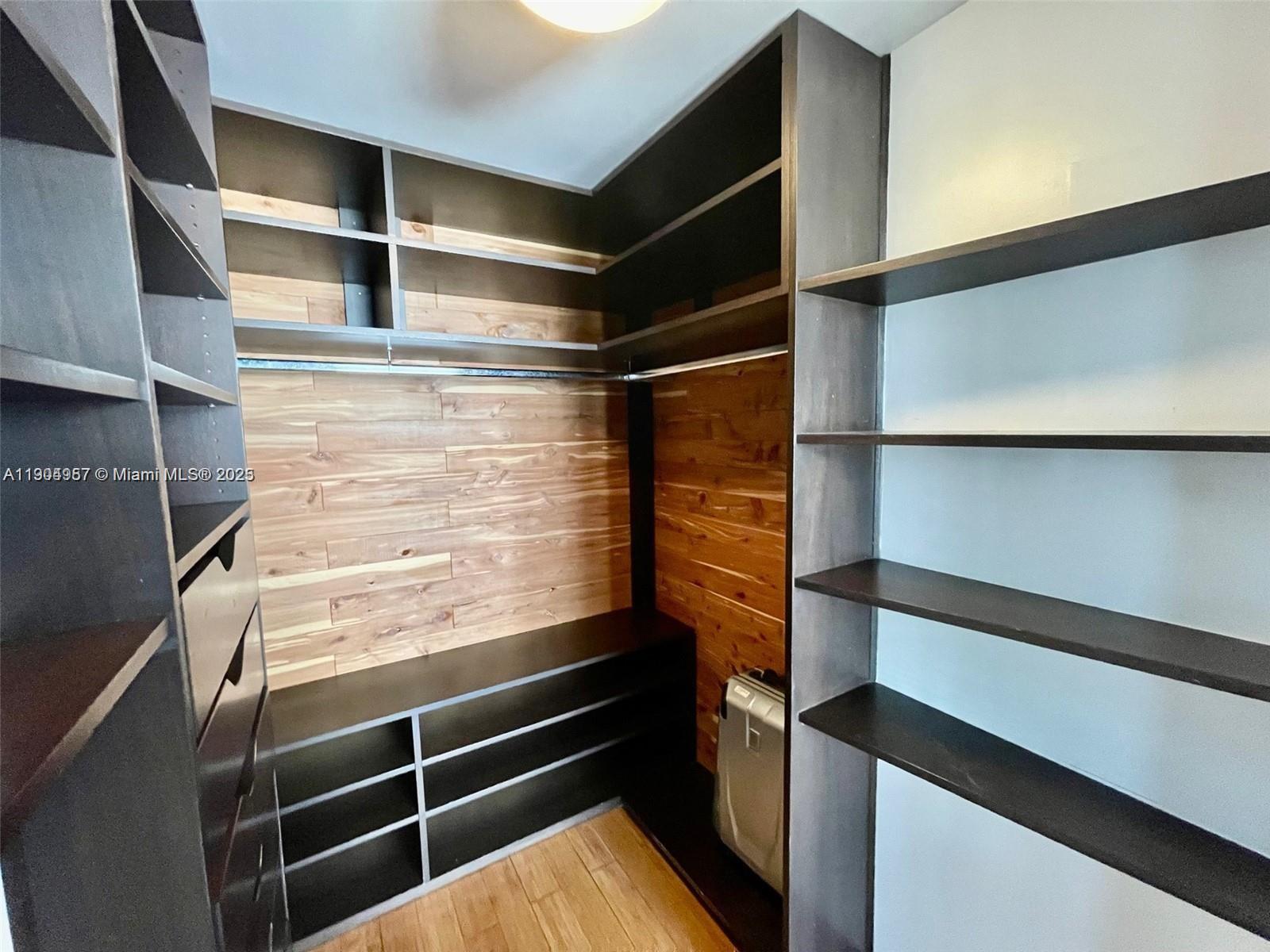 DEL PRADO MARINA - Residential Lease