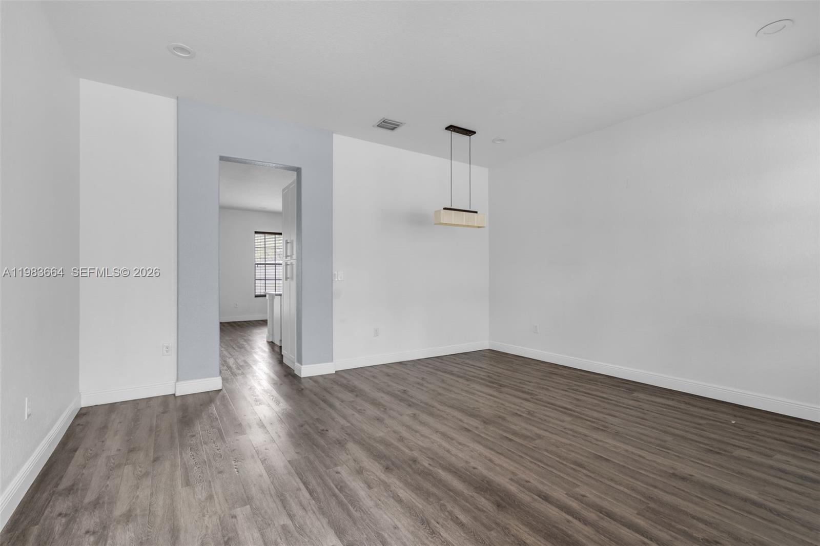 MEADOW PINES - Residential Lease