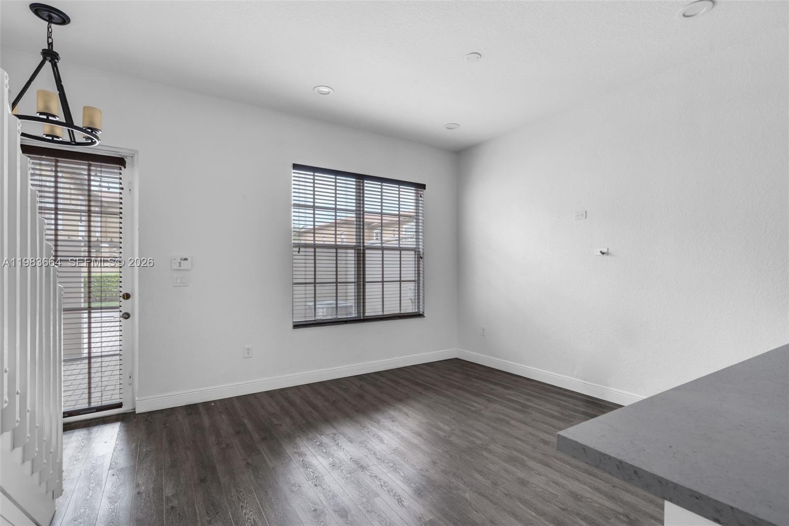 MEADOW PINES - Residential Lease