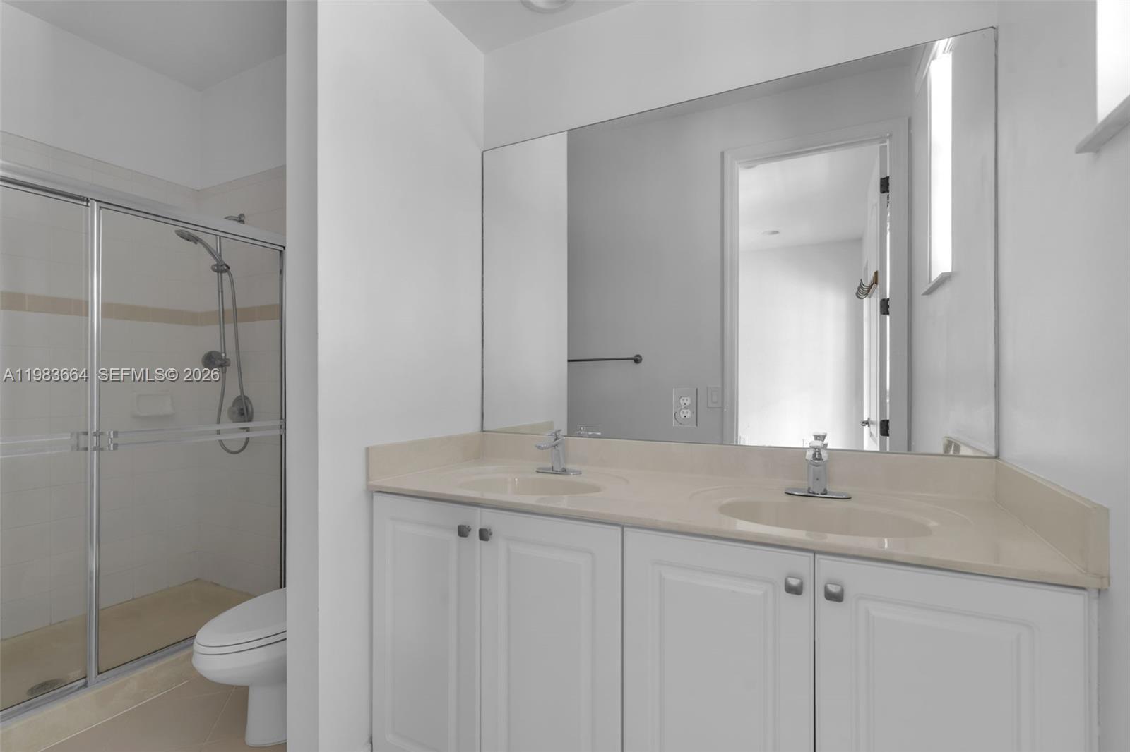 MEADOW PINES - Residential Lease