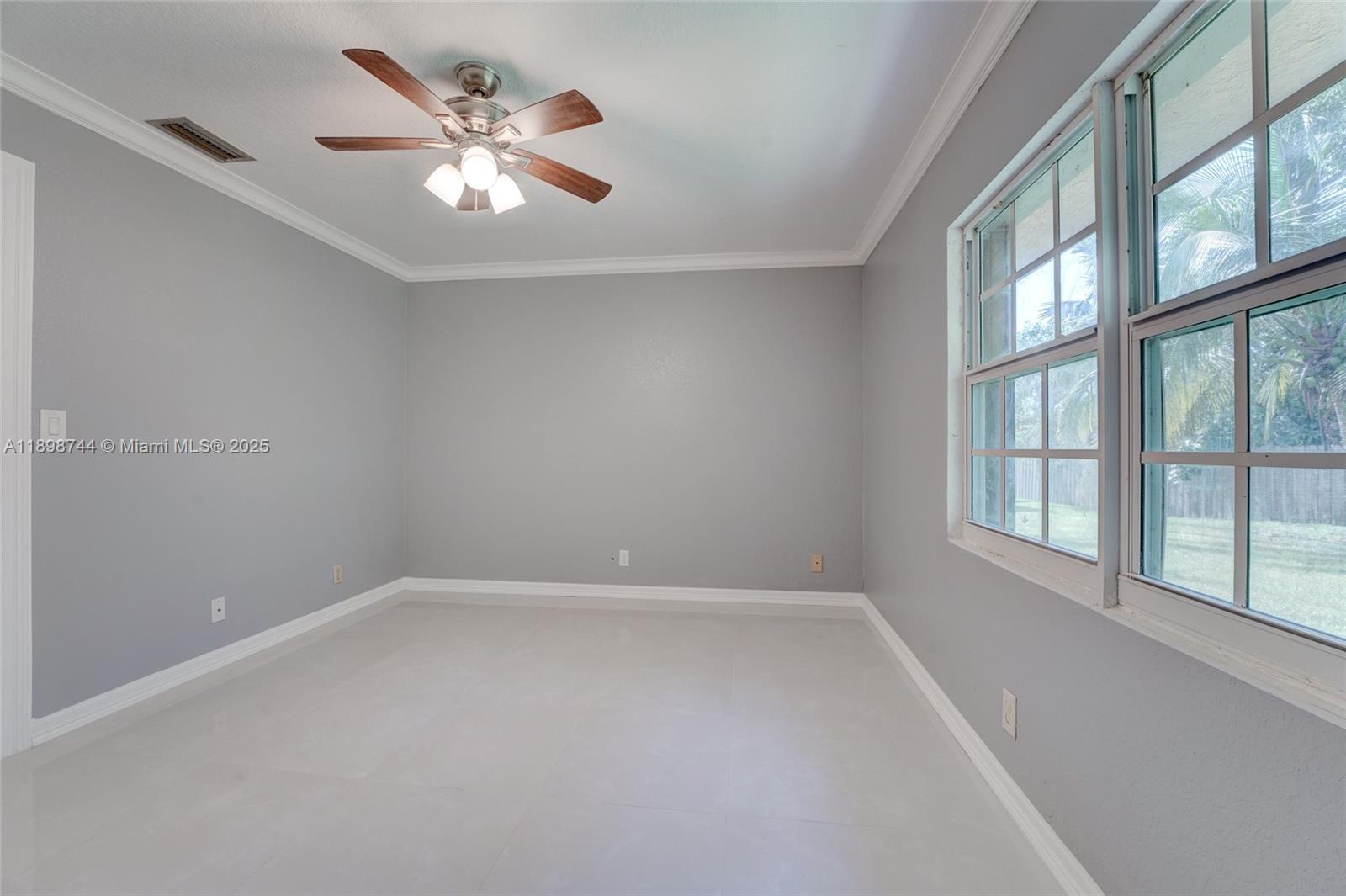 EVERGLADES LAND CO SUB - Residential Lease