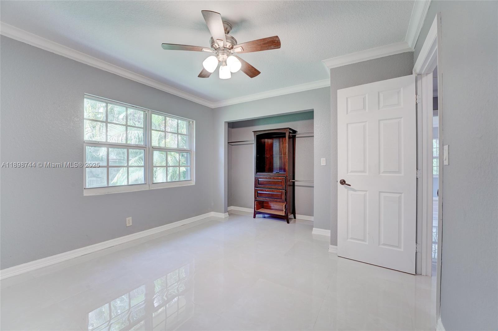 EVERGLADES LAND CO SUB - Residential Lease