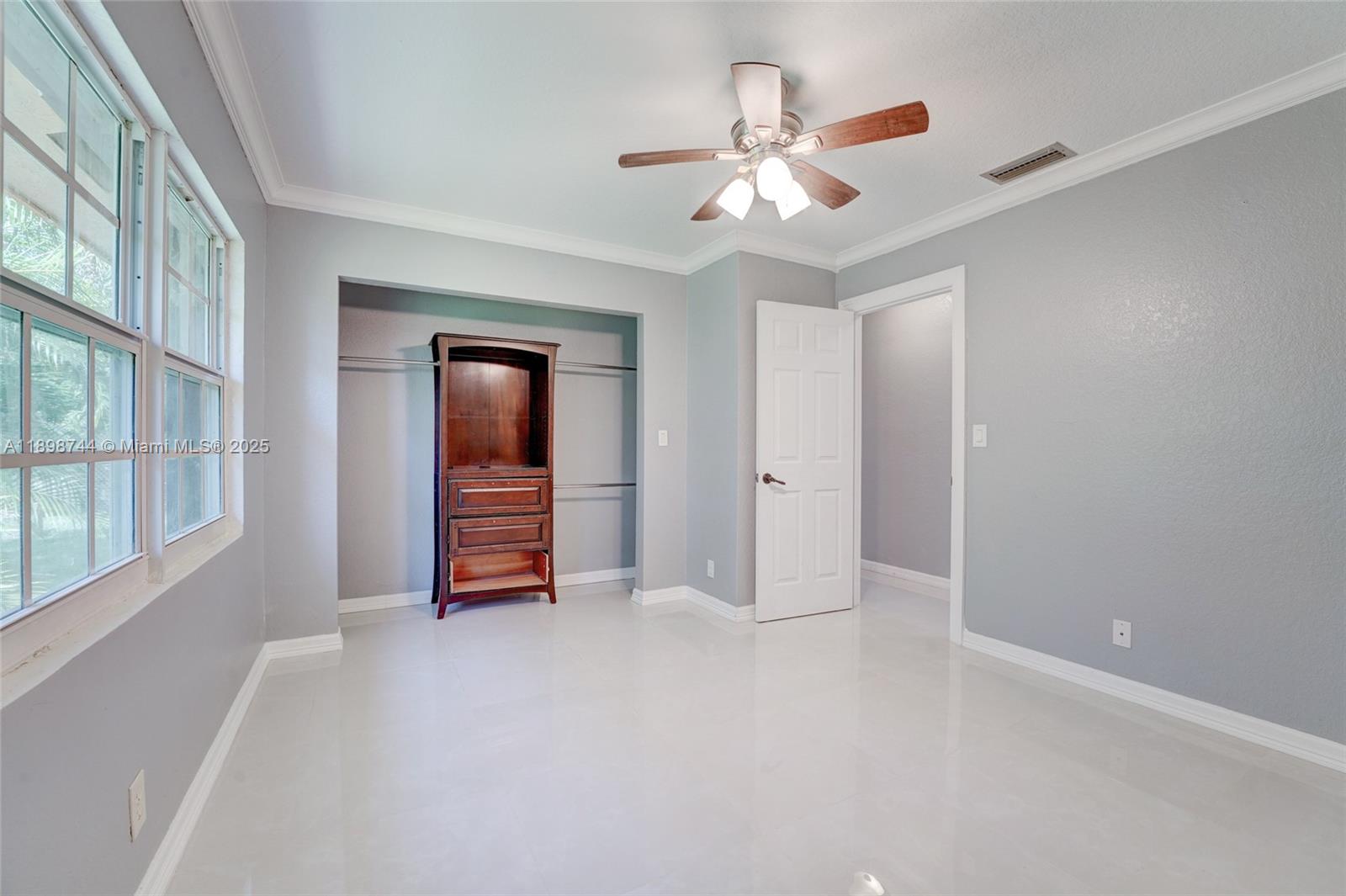 EVERGLADES LAND CO SUB - Residential Lease