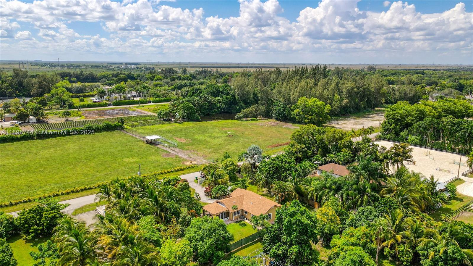 EVERGLADES LAND CO SUB - Residential Lease