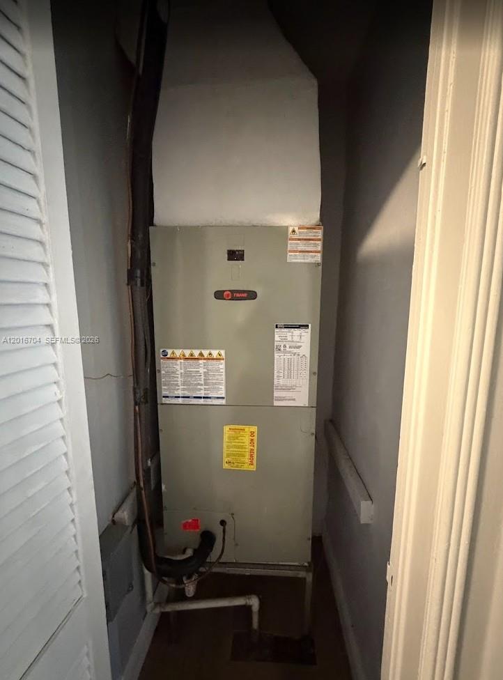WEST MIAMI SHORES SEC C - Residential