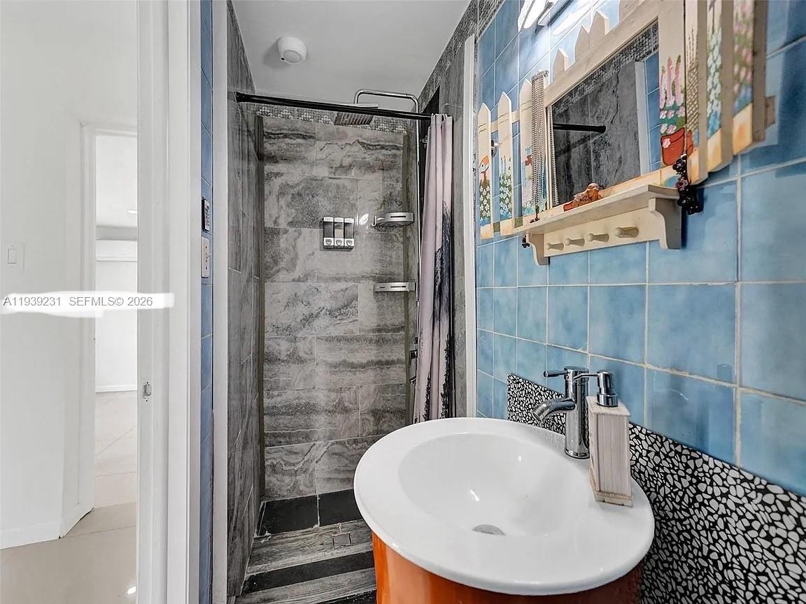 SUNSET TRAILS NO 4 - Residential