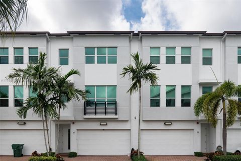 2900 NE 12th Ter 14 Oakland Park FL 33334